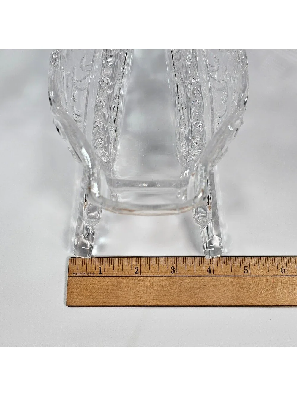 Fitz and Floyd 8.25 Crystal Sleigh Christmas Centerpiece Candy Dish Clear Scroll